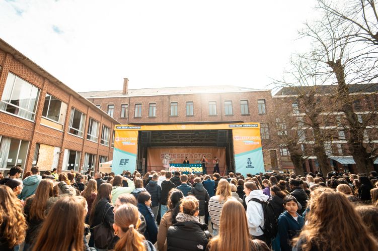 Heilig-Hart & College - Halle Heilig-Hart & College - Halle