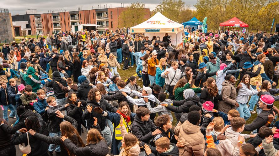 119 decibel, eindeloze moshpits en misschien wel de langste polonaise ooit 🤯 119 decibel, eindeloze moshpits en misschien wel de langste polonaise ooit 🤯