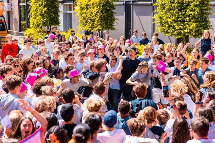 Zomerzon, zotte beats en zweet op Spes Nostra