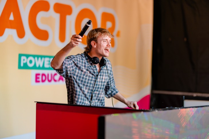 STRESSFACTOR MECHELEN: GEKTE OP HET SCHEPPERSINSTITUUT