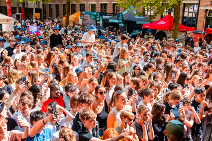 STRESSFACTOR MECHELEN: GEKTE OP HET SCHEPPERSINSTITUUT
