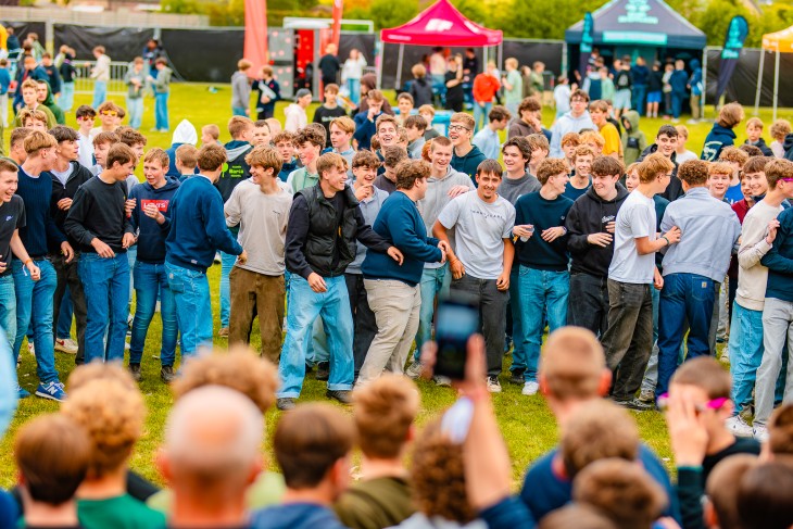 Moshpit-kampioenen: VTI Ieper zet de toon