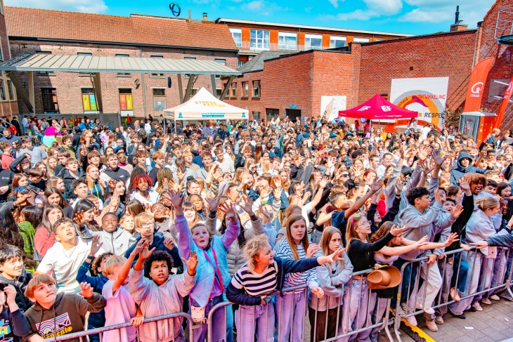 Geen stress voor Dikke op Stressfactor! Eerste keer, meteen een banger