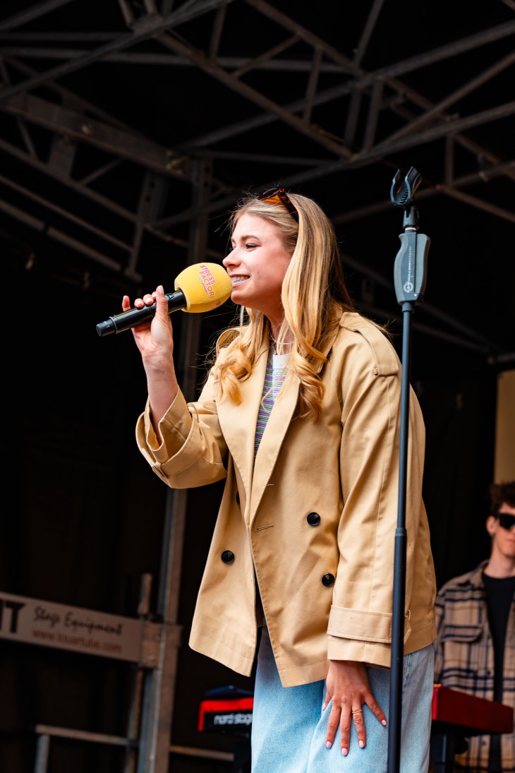 Geen stress voor Dikke op Stressfactor! Eerste keer, meteen een banger