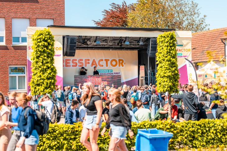 Moshpit Madness: FabioW Gaat los in de VITO-Moshpit!