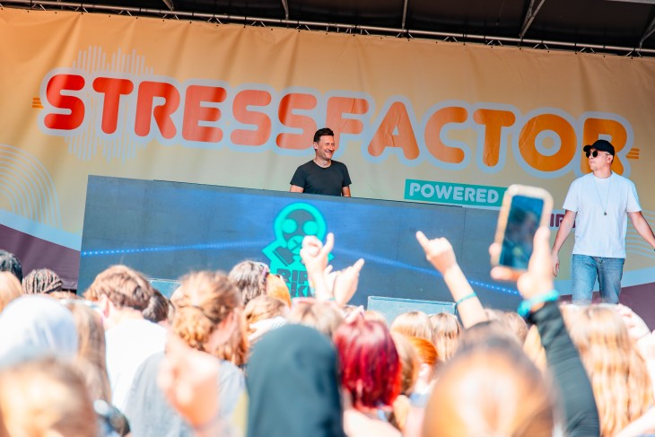 Mark with a K en MC Chucky zetten Ieper op stelten tijdens Stressfactor!