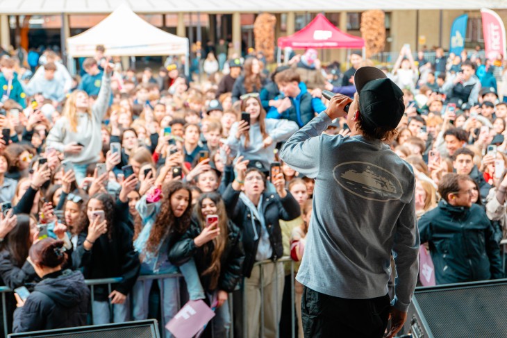 Lil Kleine is terug op Stressfactor!