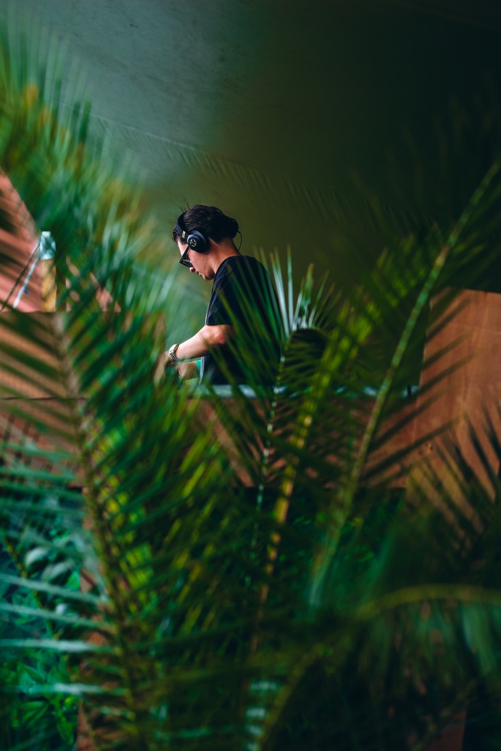 Stressfactor opent Fuze Tea Pool Party op Sunrise Festival